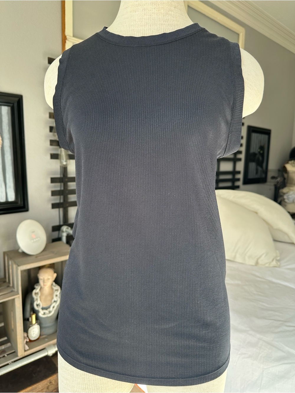 CALIA by Carrie Underwood Black Ribbed Crewneck Tank, size medium - Picture 5 of 10